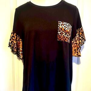 Leopard Top